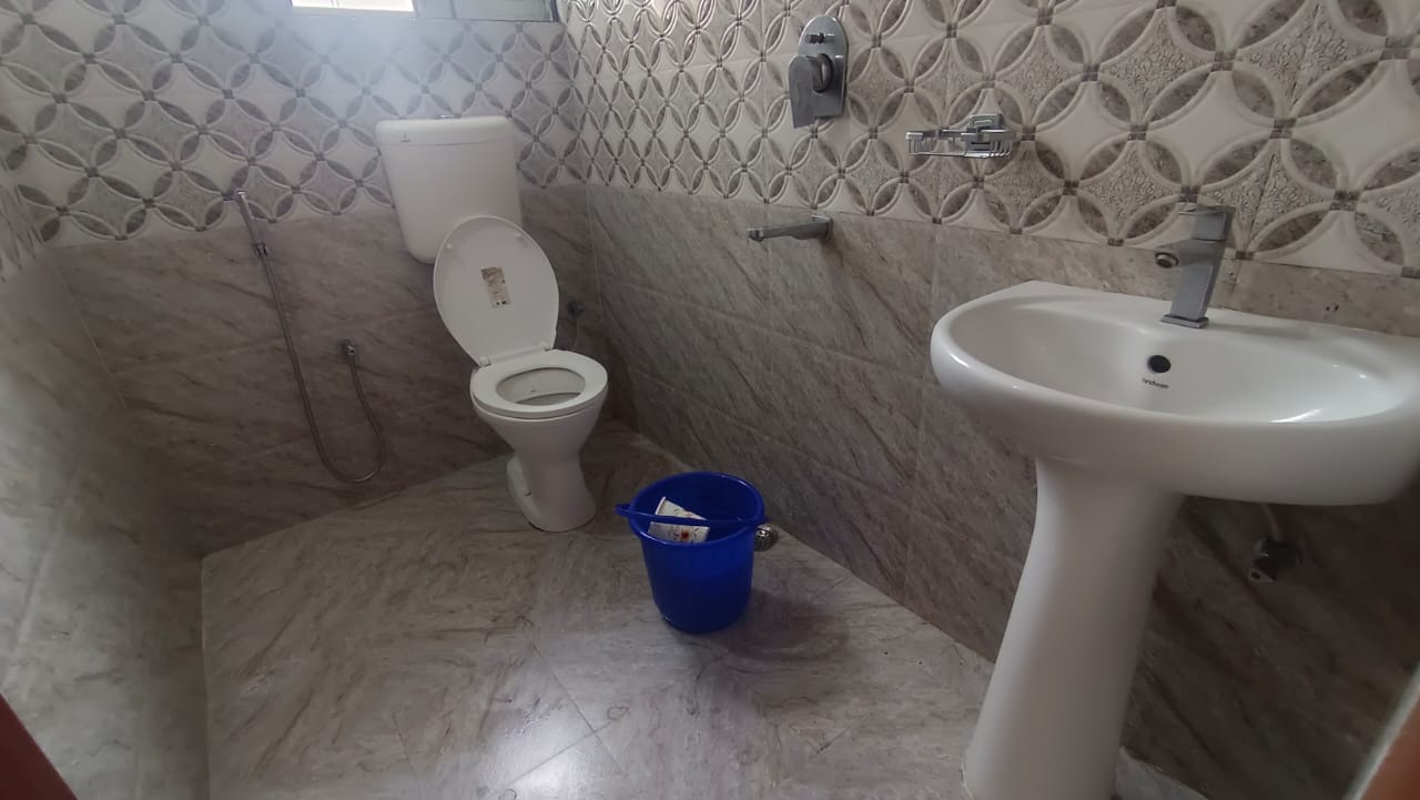 Semi Furnished 3bhk in Six Mile, Guwahati, Assam, India for Rent